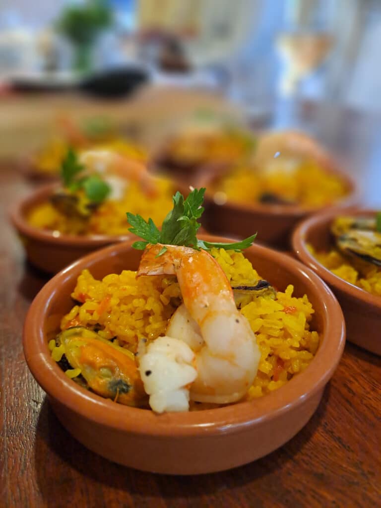 saffron-rice-prawn-tapa